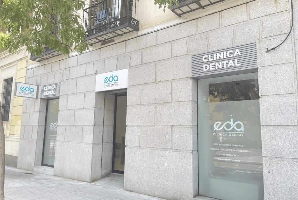 Fachada EDA Clínica Dental en Chamberí, Madrid